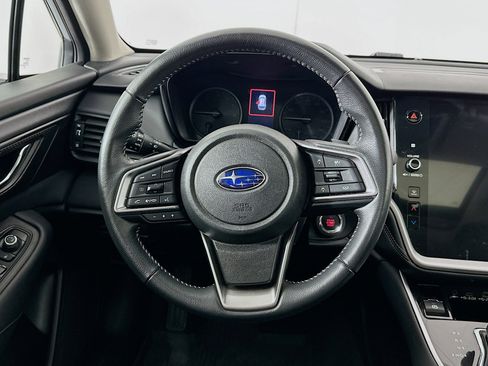 Used 2024 Subaru Outback Premium image 18