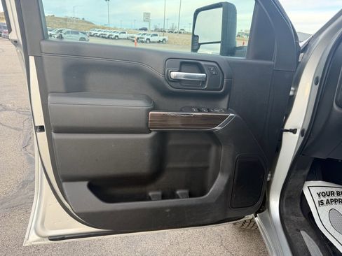 Certified 2021 Chevrolet Silverado 2500 LT image 10