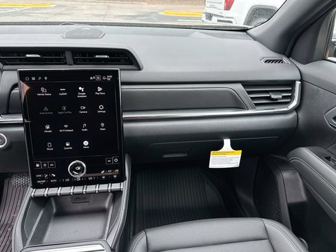 Used 2026 GMC Terrain Elevation w/ Elevation Premium Package FWD image 20