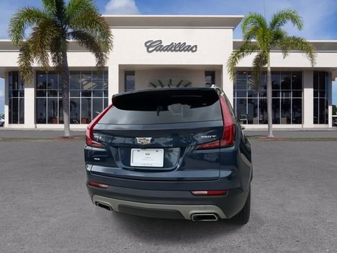 Used 2021 Cadillac XT4 Premium Luxury image 13