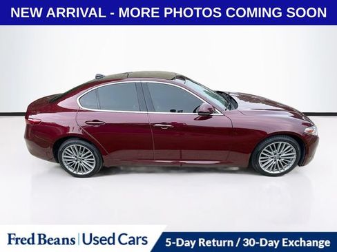Used 2019 Alfa Romeo Giulia Ti w/ Quick Order Package 22X Lusso AWD/4WD image 8