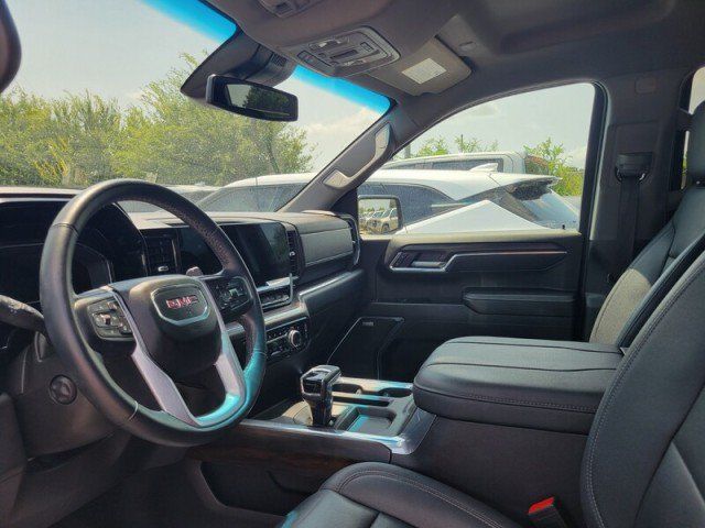 Used 2023 GMC Sierra 1500 SLT w/ SLT Premium Package RWD image 9