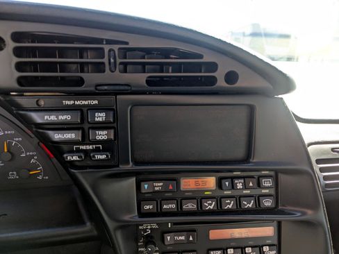 Used 1994 Chevrolet Corvette Coupe image 21