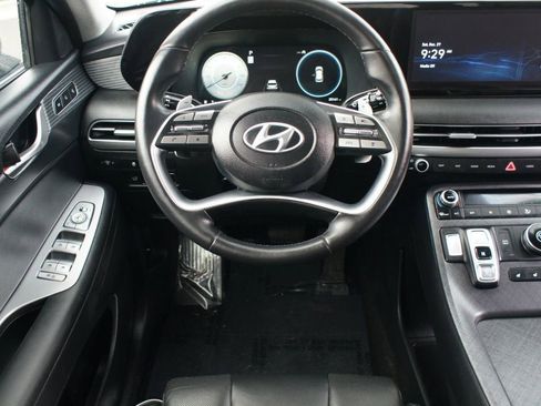 Used 2023 Hyundai Palisade Limited image 5