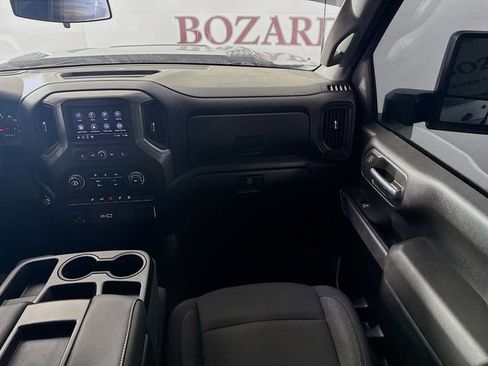 Used 2025 Chevrolet Silverado 2500 Custom w/ Custom Convenience Package image 26