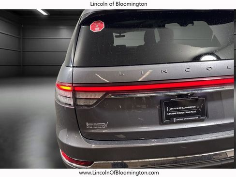 Certified 2022 Lincoln Aviator Reserve w/ Equipment Group 201A image 22