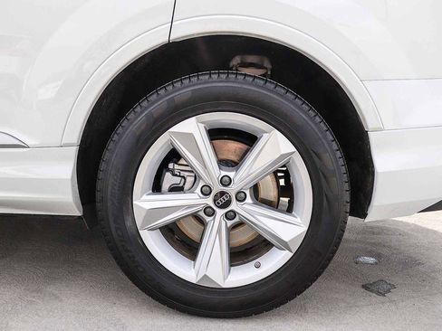 Used 2024 Audi Q7 2.0T Premium Plus image 10