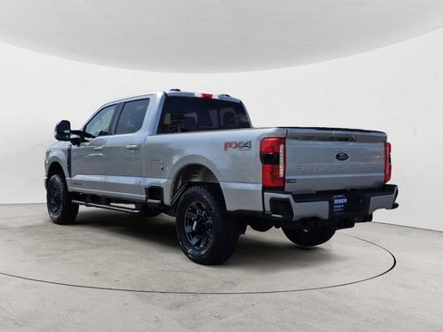 Used 2024 Ford F250 Lariat w/ Lariat Ultimate Package AWD/4WD image 5