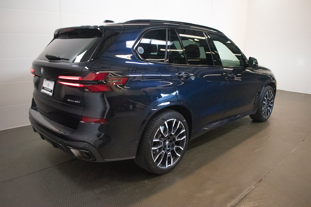 Used 2024 BMW X5 xDrive40i w/ M Sport Package AWD/4WD image 4