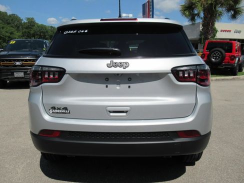 New 2026 Jeep Compass Latitude AWD/4WD image 6