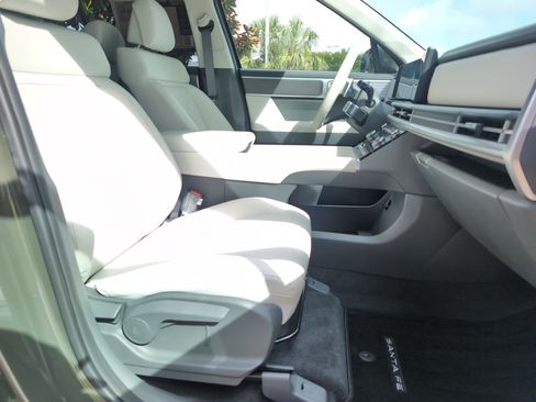 Used 2026 Hyundai Santa Fe SEL AWD/4WD image 32