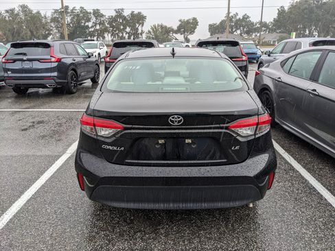 Used 2024 Toyota Corolla LE image 9