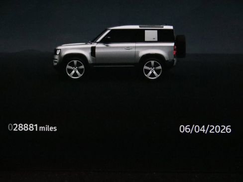 Used 2023 Land Rover Defender 90 X AWD/4WD image 42