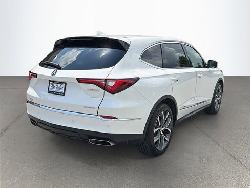 Used 2023 Acura MDX SH-AWD w/ Technology Package image 4