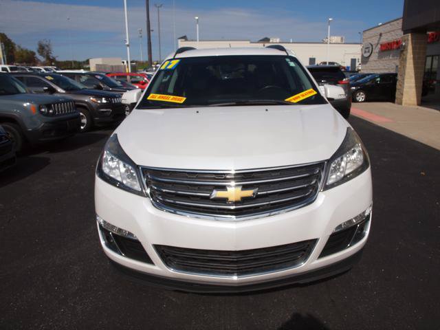 Used 2017 Chevrolet Traverse LT AWD/4WD image 4