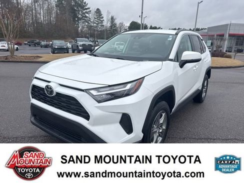 Used 2024 Toyota RAV4 XLE image 7