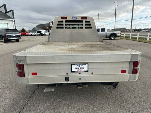 Used 2022 Ford F550 4x4 Crew Cab Super Duty w/ Lariat Value Package image 4