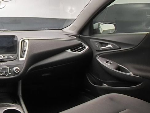 Used 2024 Chevrolet Malibu LS FWD image 18