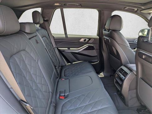 Used 2026 BMW X5 sDrive40i w/ M Sport Package RWD image 21