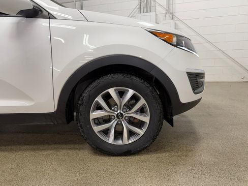 Used 2015 Kia Sportage LX FWD image 26