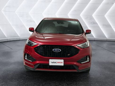 Used 2023 Ford Edge ST image 2