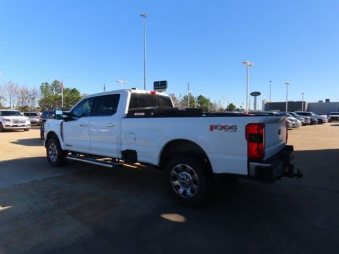 Used 2024 Ford F250 Lariat w/ Chrome Package image 11