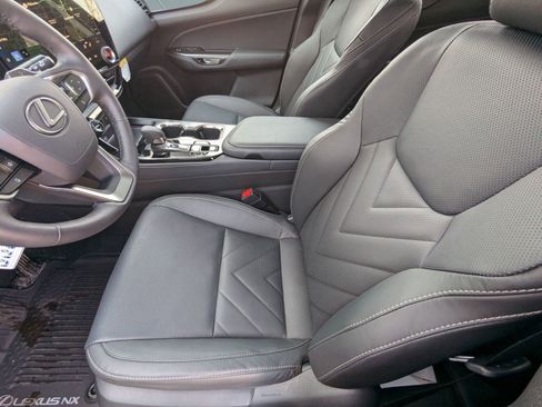 Certified 2026 Lexus NX 350 AWD w/ Accessory Package (2T) image 5