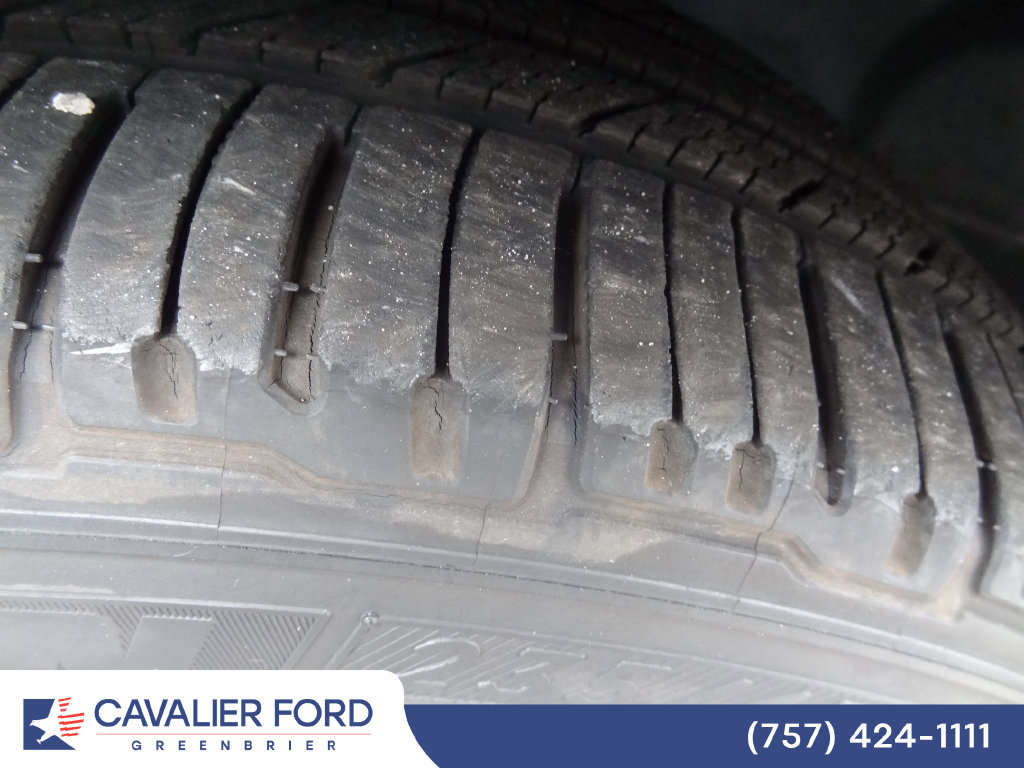 Used 2014 Ford Escape Titanium FWD image 16