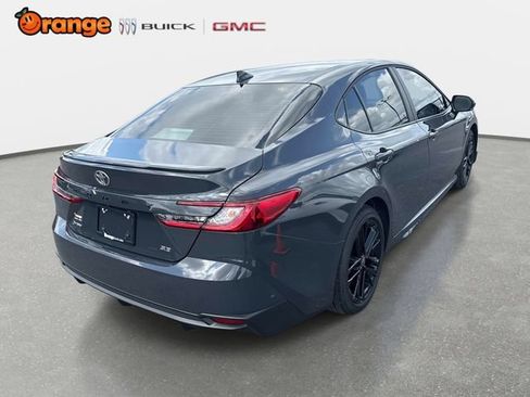 Used 2026 Toyota Camry SE FWD image 3