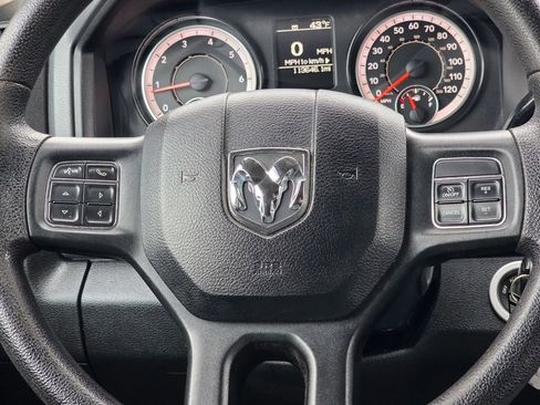 Used 2017 RAM 2500 Tradesman w/ Chrome Appearance Group image 17