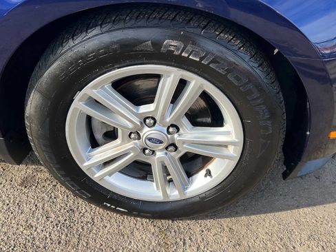 Used 2012 Ford Mustang V6 Premium 2dr Convertible image 26