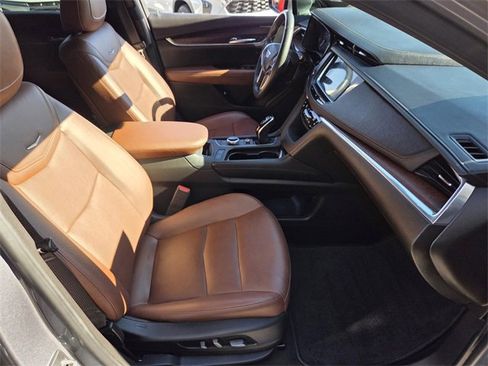 Certified 2021 Cadillac XT5 Premium Luxury image 15