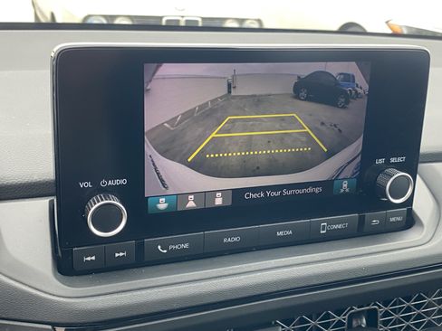 Certified 2025 Honda Accord SE image 19