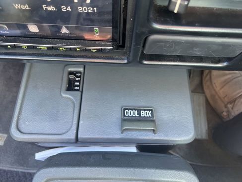 Used 1991 Mitsubishi Delica image 17