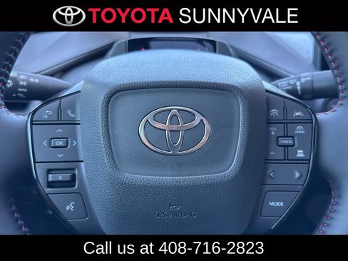 Used 2026 Toyota Prius Plug-In Hybrid FWD image 27