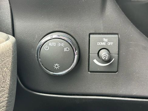 Used 2022 GMC Savana 2500 Extended w/ Driver Convenience Package RWD image 19