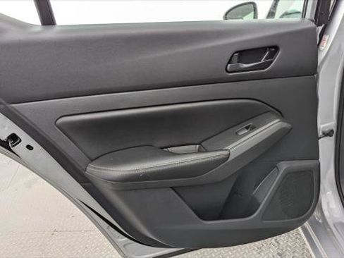 Used 2024 Nissan Altima 2.5 SV image 16