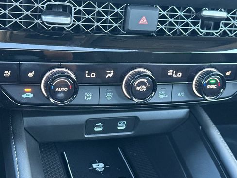 Certified 2025 Honda Accord Touring image 19