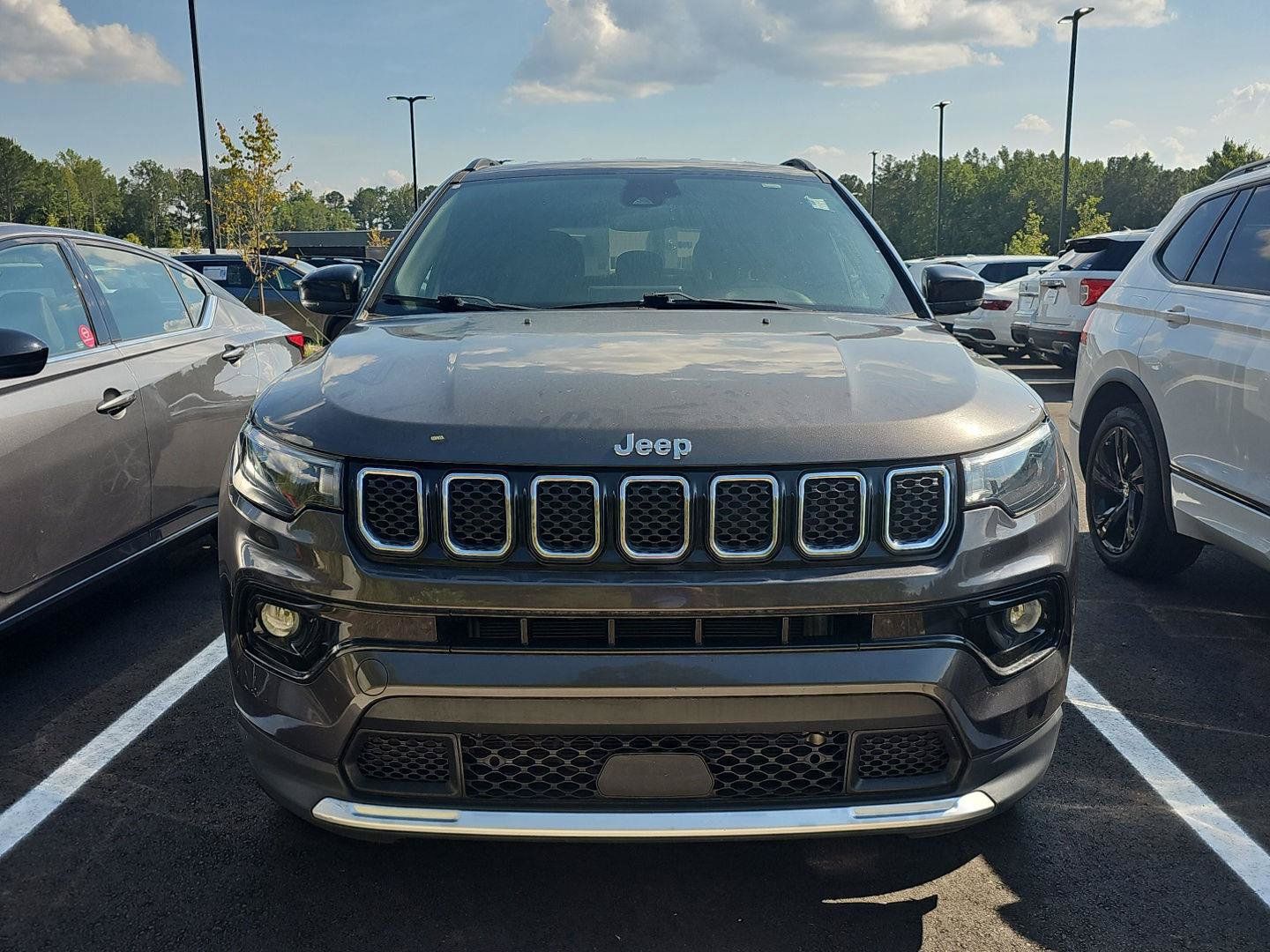 Used 2024 Jeep Compass Limited AWD/4WD image 1