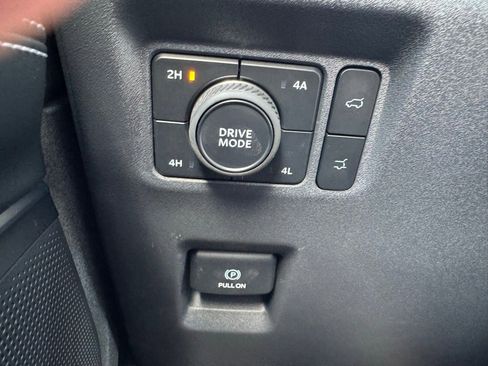 New 2025 Ford Expedition Platinum w/ Stealth Performance Package image 39