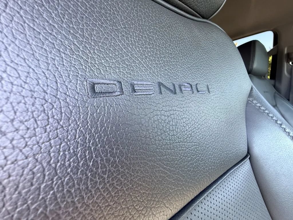 Used 2024 GMC Sierra 1500 Denali AWD/4WD image 27