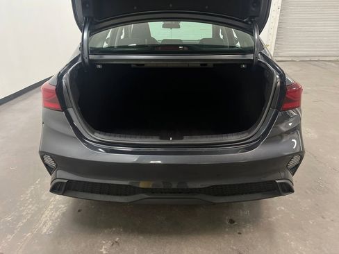Used 2024 Kia Forte LXS FWD image 25