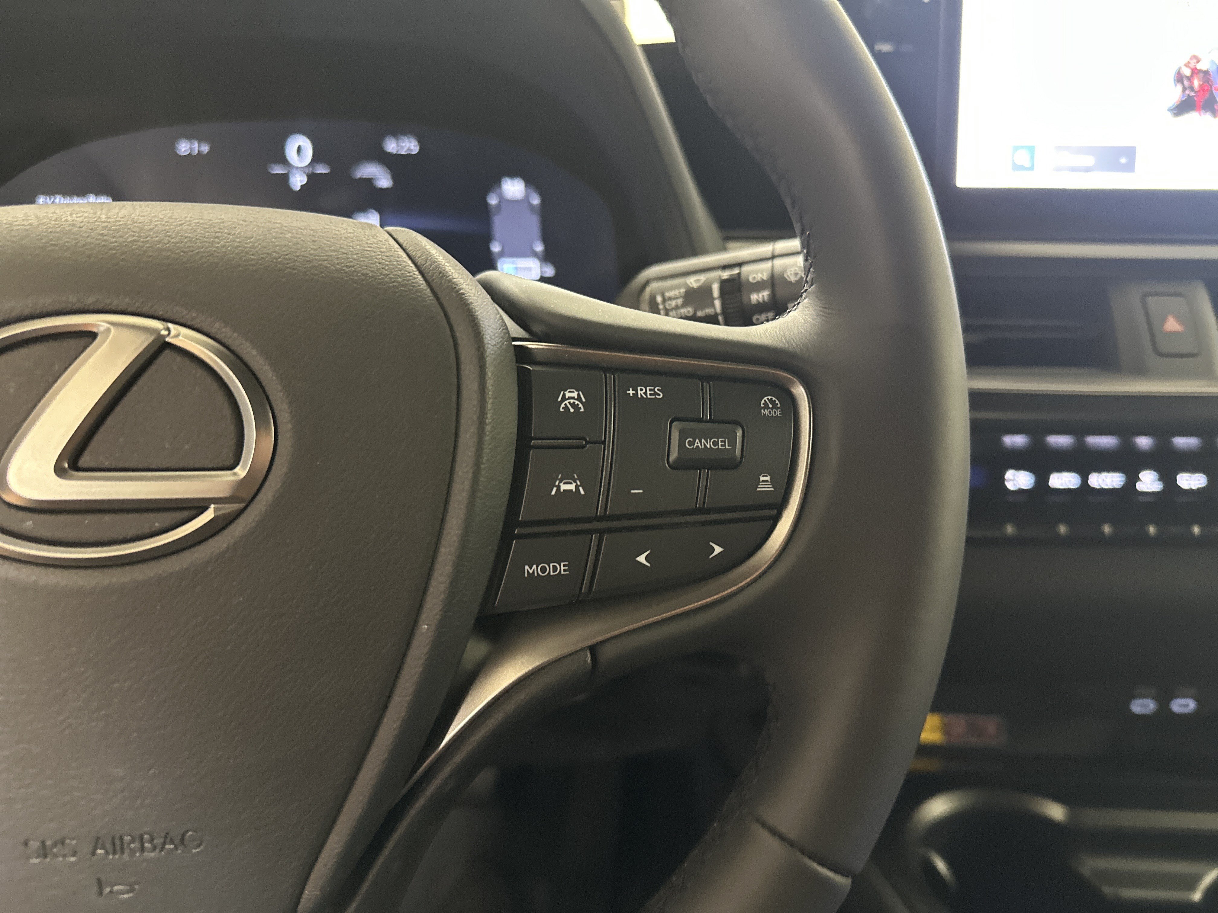 Certified 2025 Lexus UX 300h AWD w/ Accessory Package (Z2) image 20