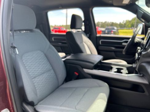 Used 2025 RAM 1500 Big Horn AWD/4WD image 17