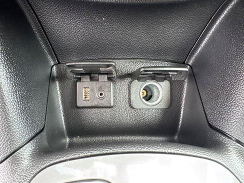 Used 2018 Chevrolet Cruze LT w/ Convenience Package FWD image 33