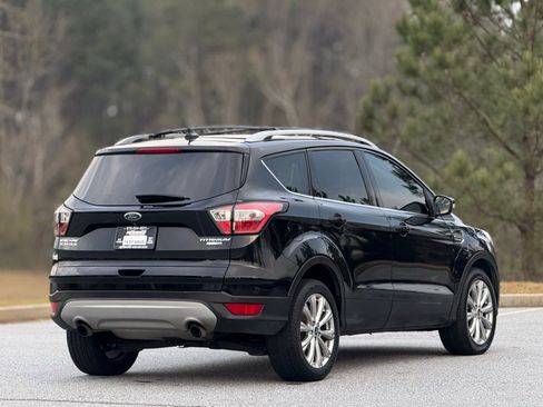 Used 2018 Ford Escape Titanium image 10