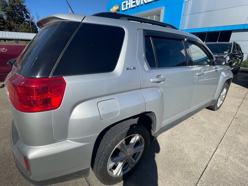 Used 2017 GMC Terrain SLE w/ Driver Alert Package I AWD/4WD image 5