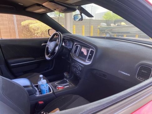 Used 2022 Dodge Charger SXT RWD image 5