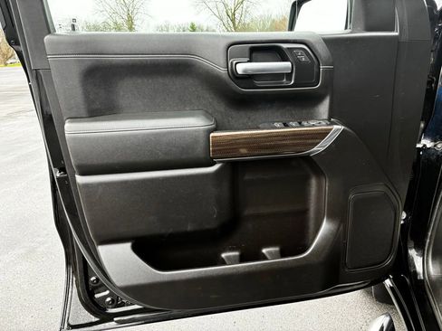 Used 2019 Chevrolet Silverado 1500 LT w/ All-Star Edition image 18