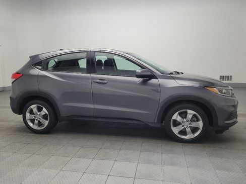 Used 2021 Honda HR-V LX image 11